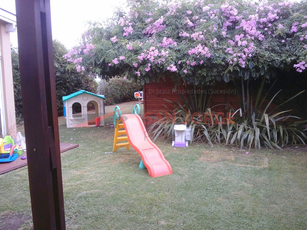 Excelente chalet ubicado en barrio de San Carlos. — foto 7