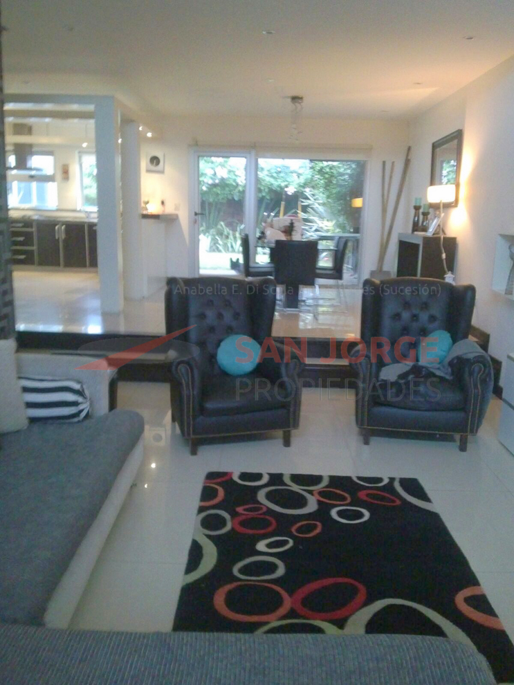 Excelente chalet ubicado en barrio de San Carlos. — foto 9