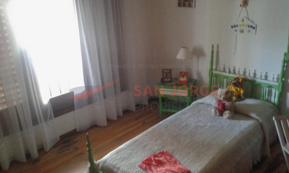 Importante Chalet en 2 plantas en Barrio Colinas de Peralta Ramos — foto 3