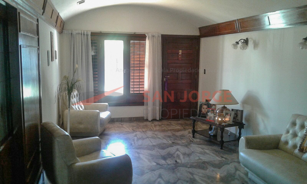 Importante Chalet en 2 plantas en Barrio Colinas de Peralta Ramos — foto 6