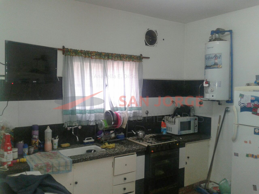 Casa ubicada en barrio Constitución — foto 3