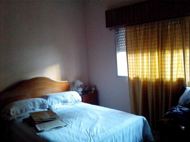 CASA CON DOS DORMITORIOS, BAÑO, LIVING-COMEDOR AMPLIO, COCINA, PATIO, PARRILLA, JARDIN, ENTRADA DE TRES AUTOS, TERRAZA MAS DEPOSITO — foto 7