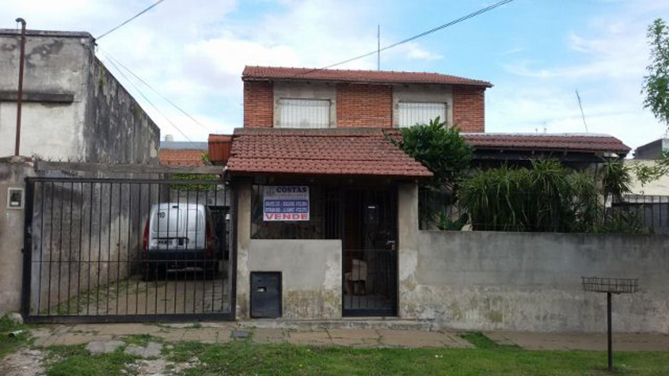 CASA DE 3 AMBIENTES CON DEPTO AL FDO — foto 4