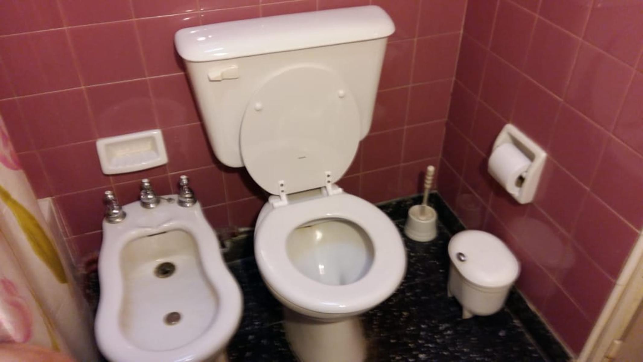 CASA CON DOS DORMITORIOS, COCINA, COMEDOR, BAÑO, PATIO, DEPOSITO,TERRAZA Y COCHERA — foto 8