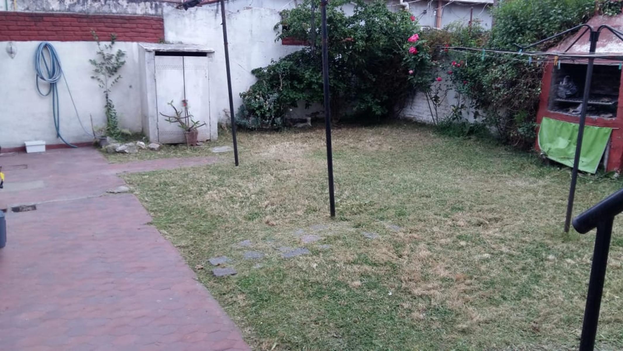 CASA CON DOS DORMITORIOS, COCINA, COMEDOR, BAÑO, PATIO, DEPOSITO,TERRAZA Y COCHERA — foto 14