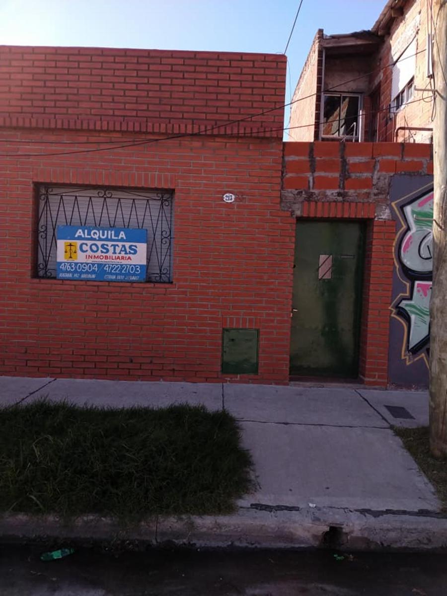 ALQUILER DISPONIBLE DE DEPTO AL FRENTE SOBRE AVENIDA SARRATEA — foto 5