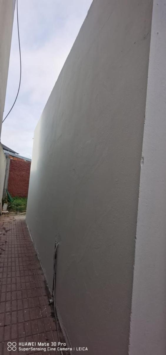 BOULOGNE SUR MER - VENTA DOS LOCALES CON UN DTO. FONDO En LOTE PROPIO - sobre Av. Rolón — foto 2