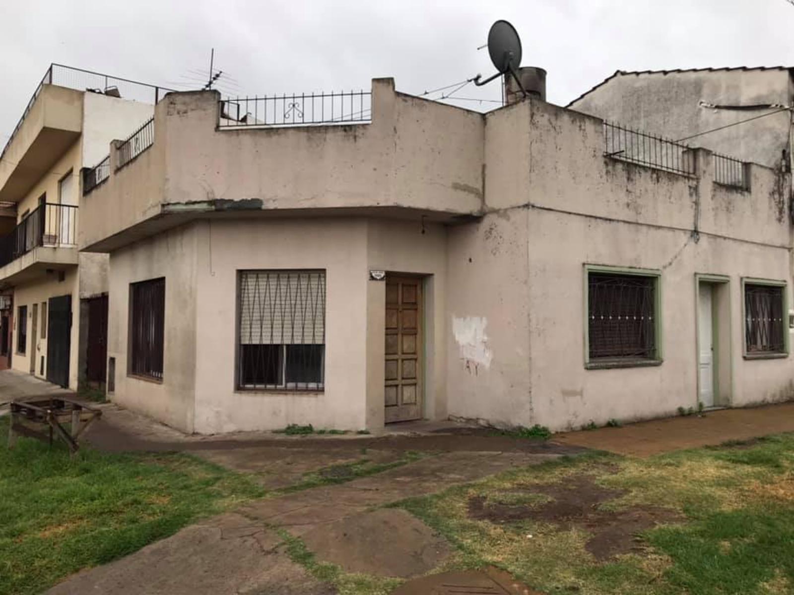 CASA EN JOSE LEON SUAREZ — foto 2