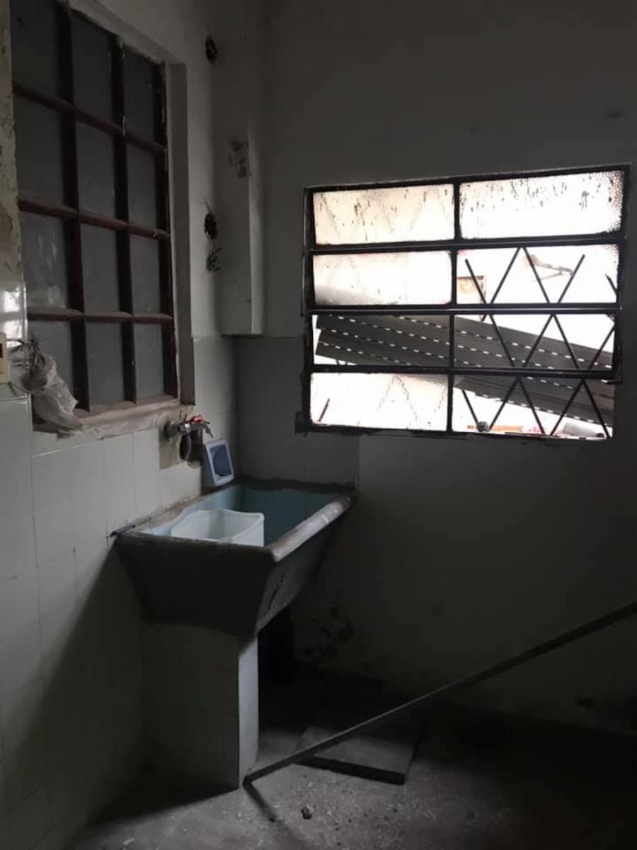 CASA EN JOSE LEON SUAREZ — foto 10