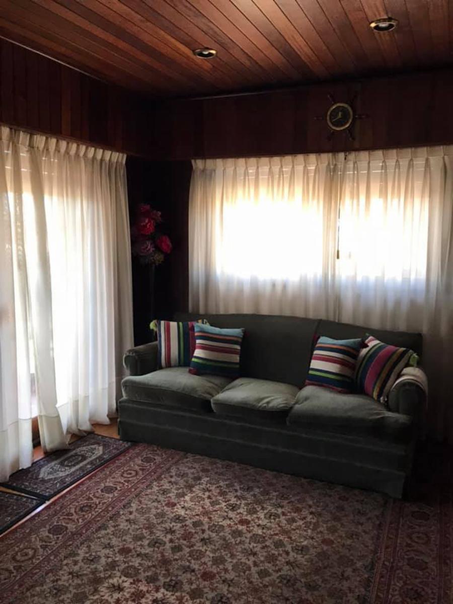 CASA EN MUY BUEN ESTADO SOBRE AVENIDA PRICIPAL. — foto 2