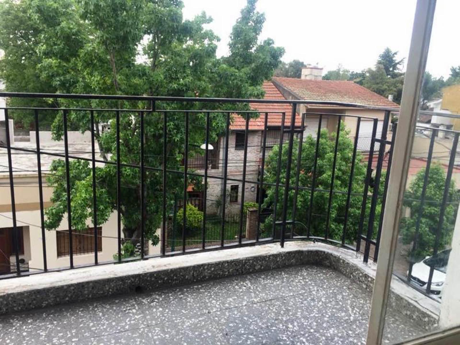 DEPARTAMENTO DE 3 AMBIENTES, EXCELENTE UBICACION. VILLA ADELINA — foto 3