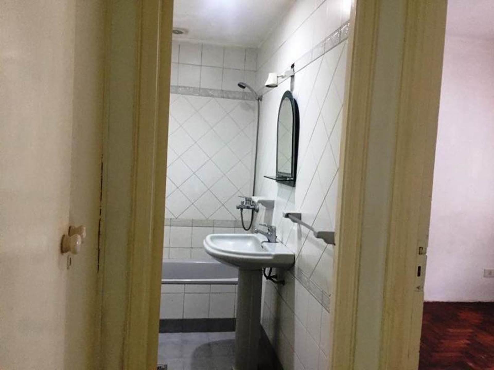 DEPARTAMENTO DE 3 AMBIENTES, EXCELENTE UBICACION. VILLA ADELINA — foto 9