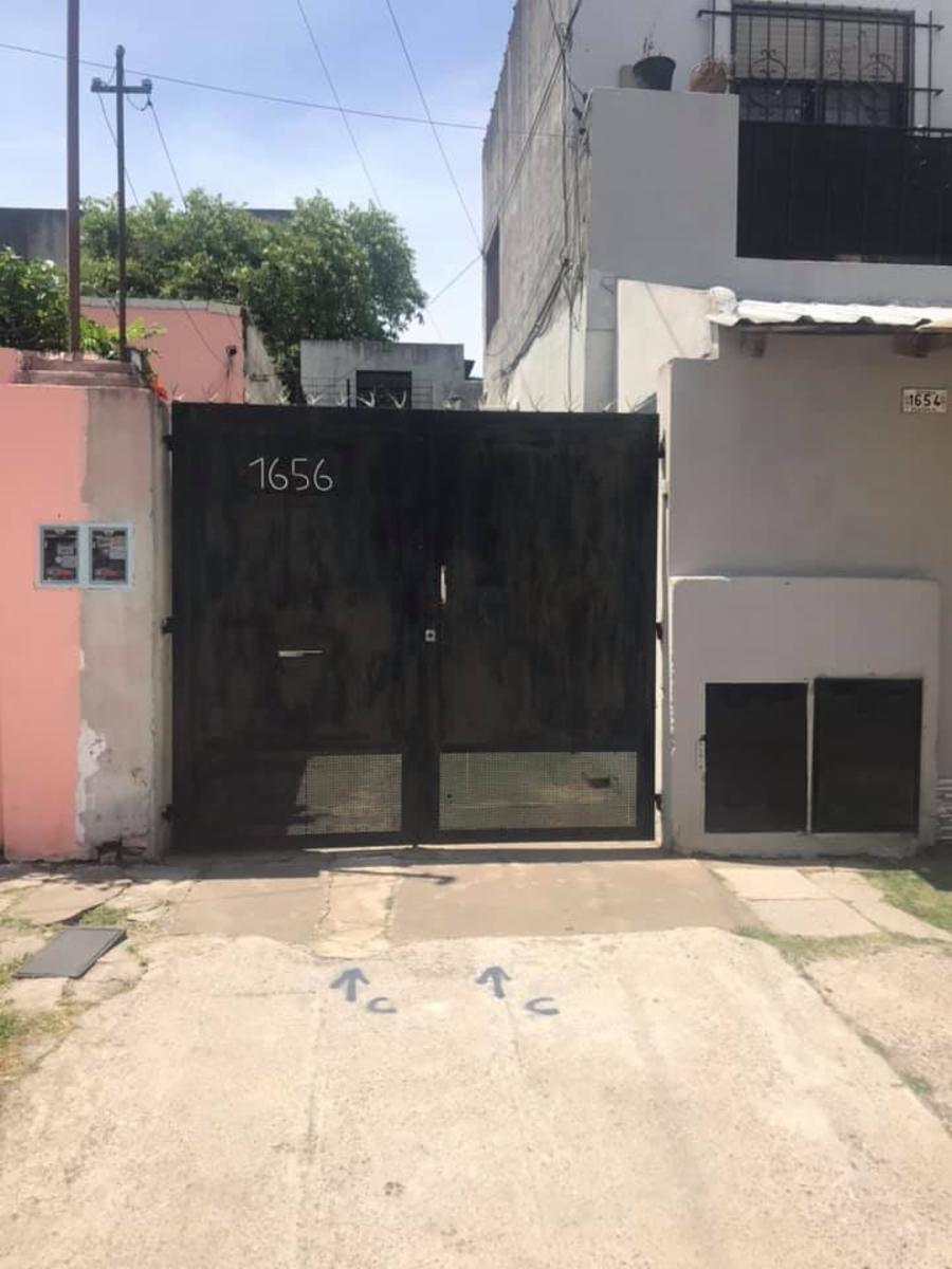 VENTA EN JOSÉ LEON SUAREZ - barrió villa Eugenio Necohea- PH AL FONDO CON ENTRADA DE AUTO - 3 ambientes y terraza CONSULTAS AL 4763-0904 / 4765-4181