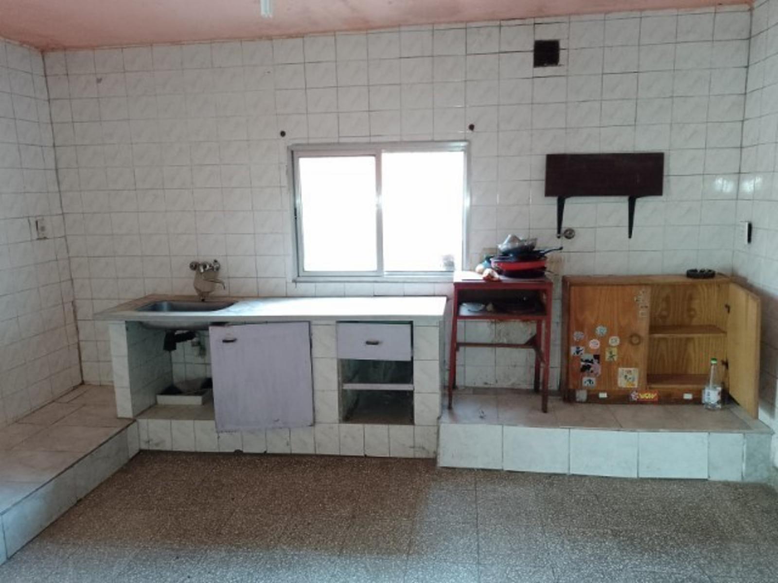 CASA A REFACCION EN JOSE LEON SUAREZ — foto 3