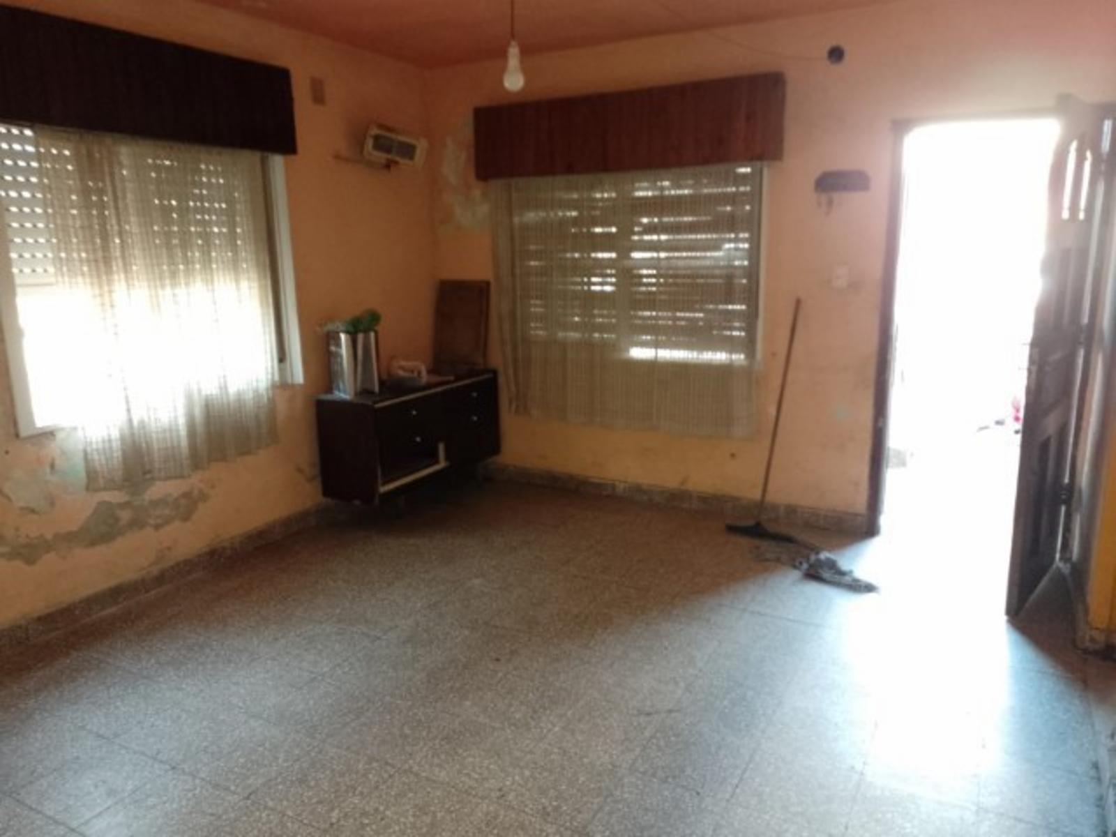 CASA A REFACCION EN JOSE LEON SUAREZ — foto 9