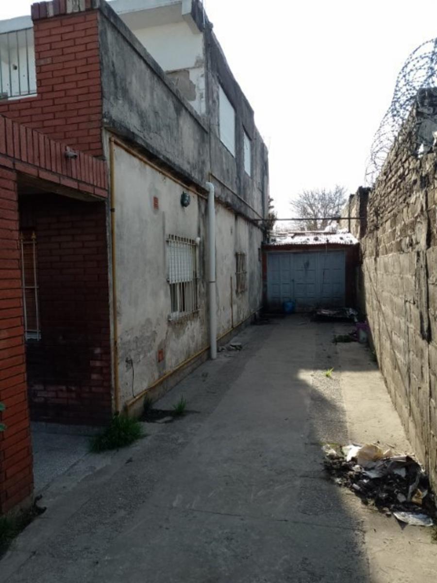 CASA A REFACCION EN JOSE LEON SUAREZ — foto 11