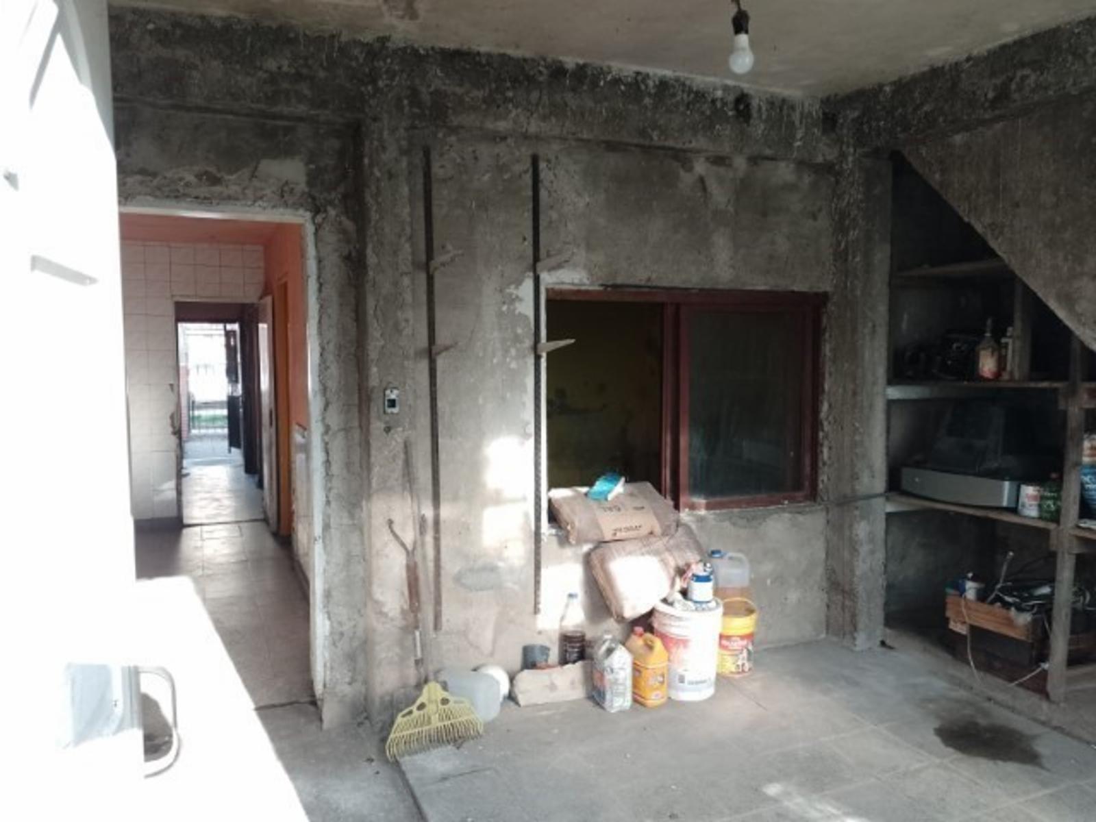 CASA A REFACCION EN JOSE LEON SUAREZ — foto 13