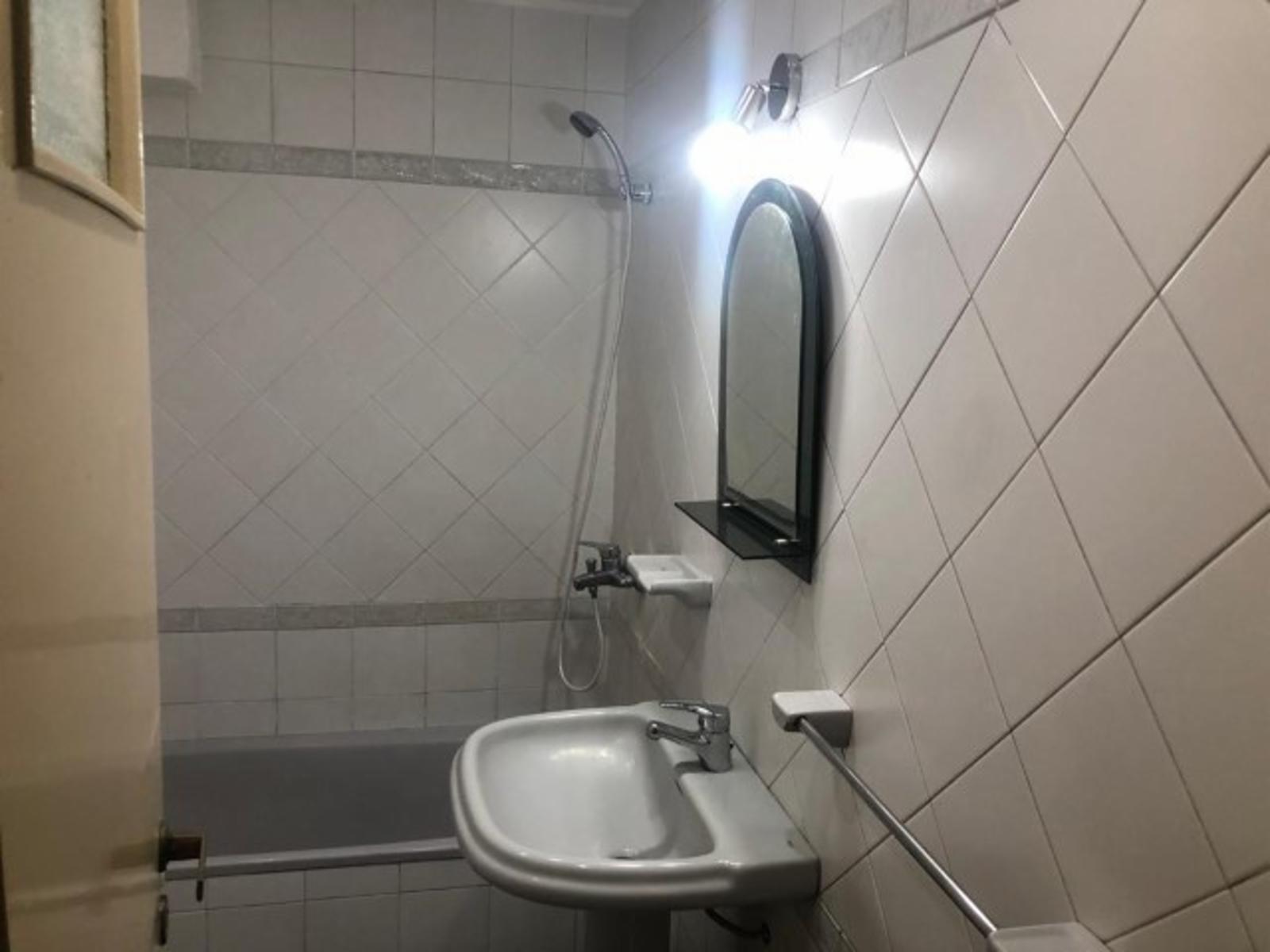Se vende amplio departamento de 3 amb en 2do piso por escalera. excelente ubicacion en villa adelina. — foto 9