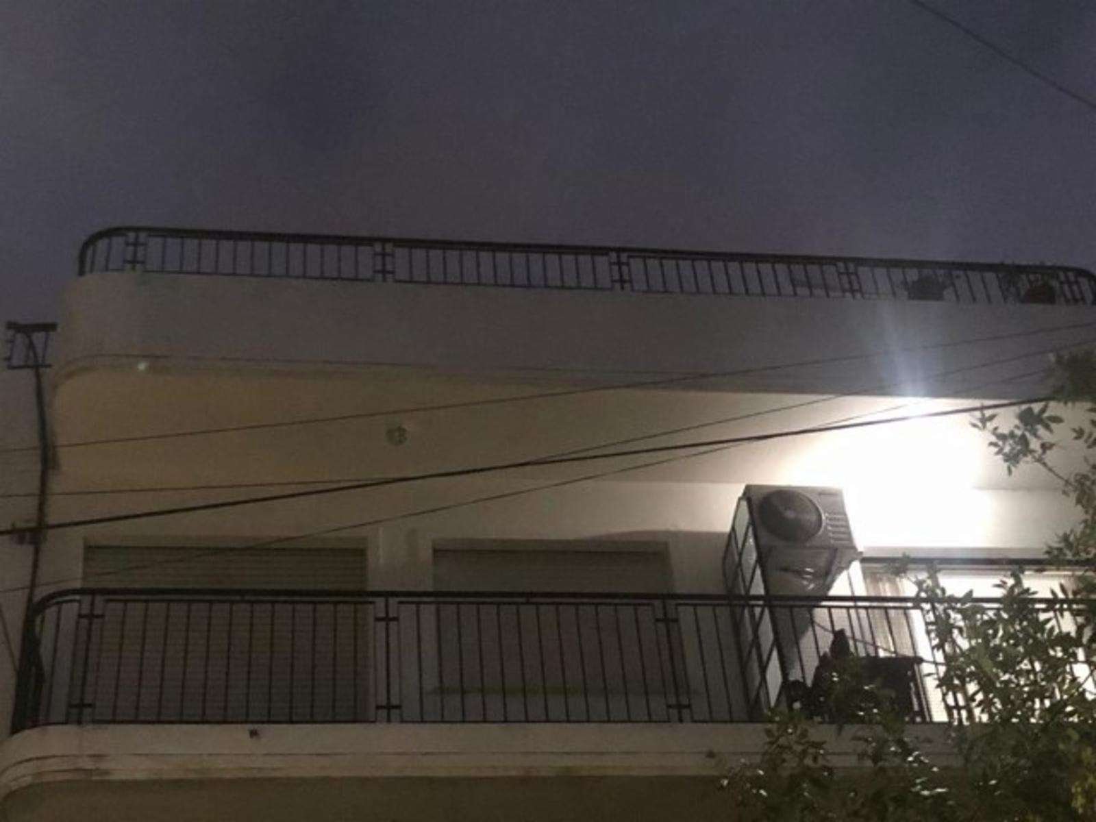 Se vende amplio departamento de 3 amb en 2do piso por escalera. excelente ubicacion en villa adelina. — foto 12