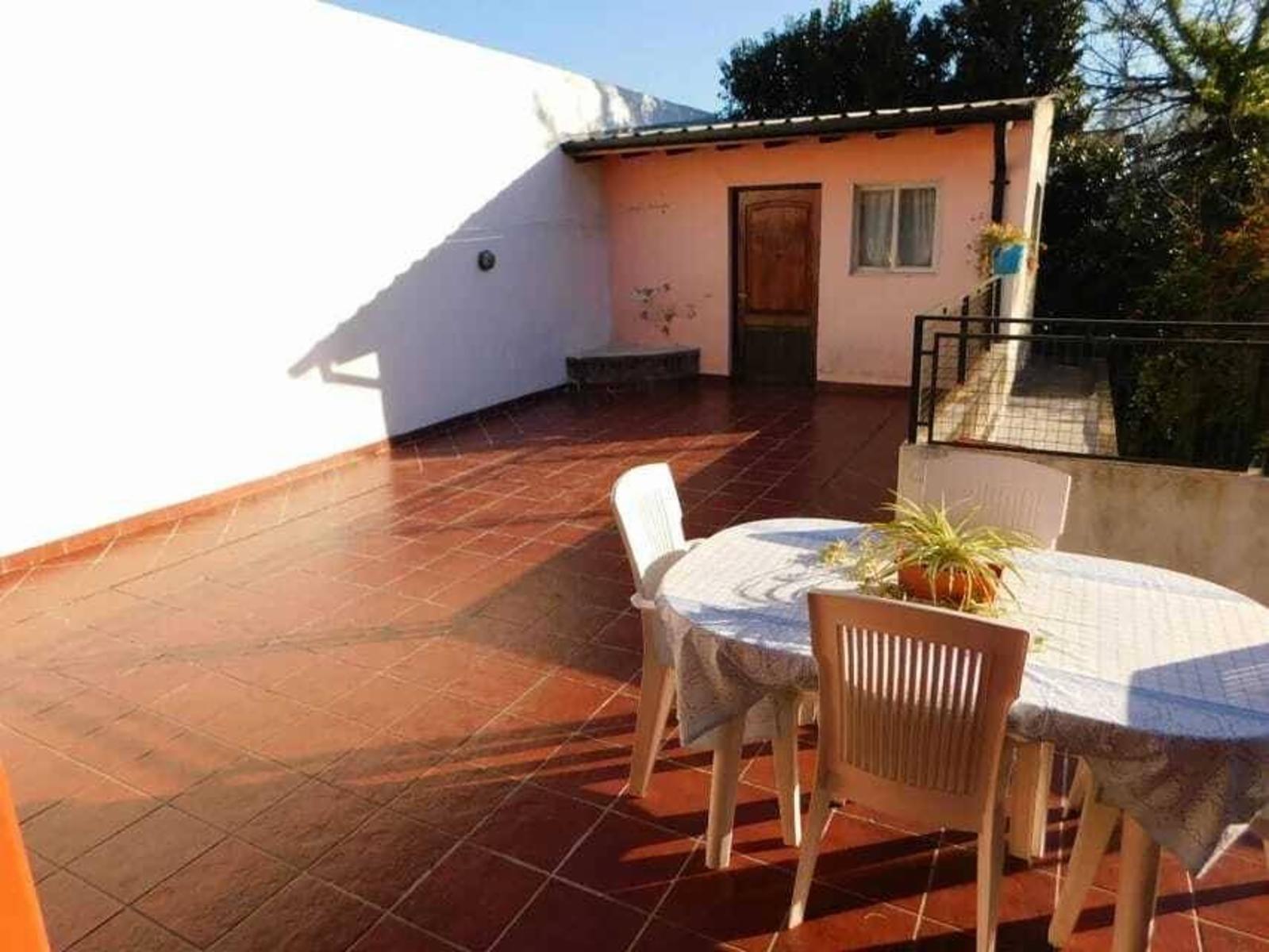 departamento en planta alta de 4 ambientes. — foto 4