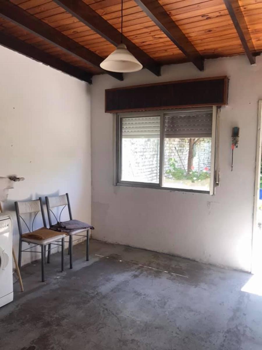 CASA CON 2 DORMITORIOS - COCINA COMEDOR - BAÑO - GALPON - GALERIA - PATIO - TERRAZA. — foto 12