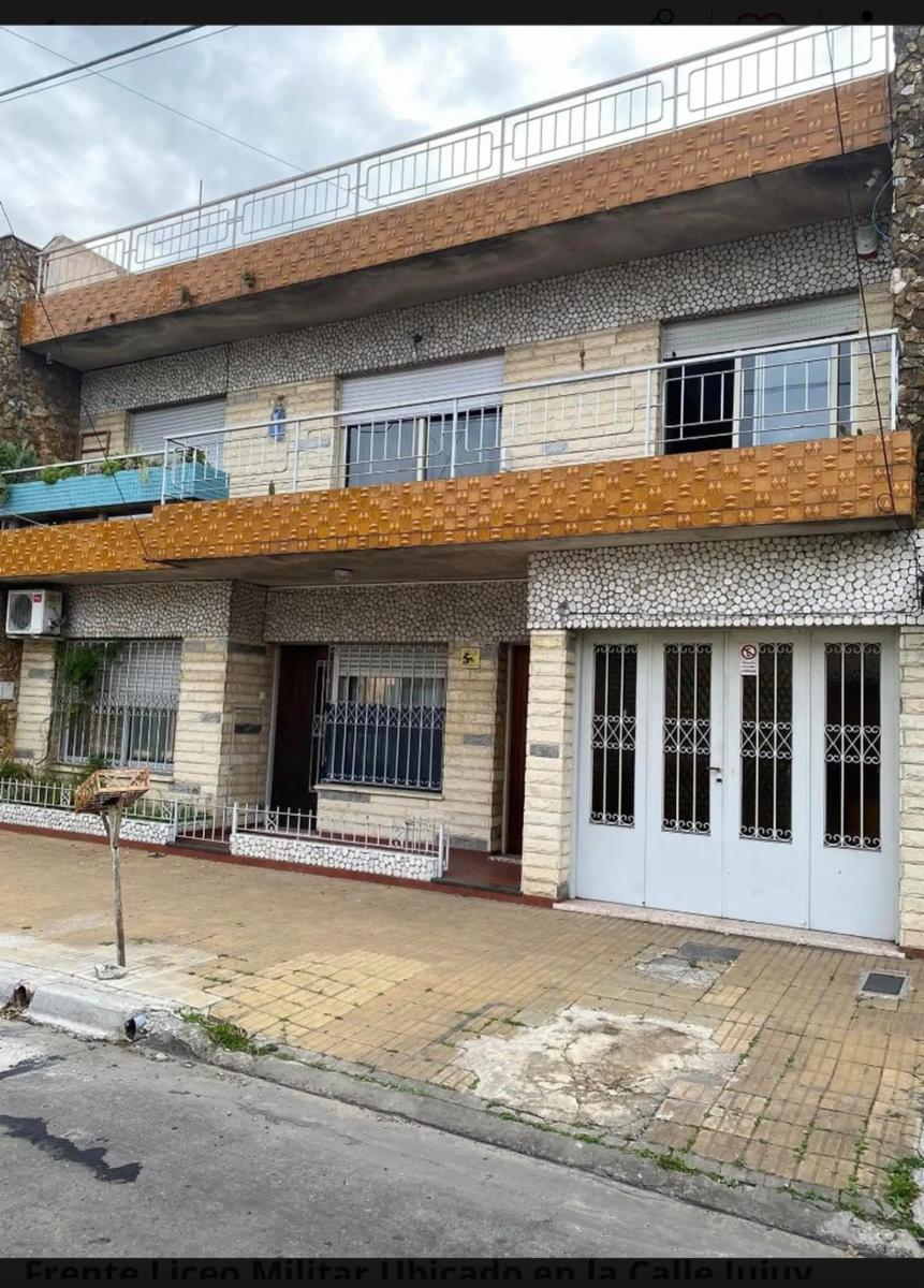 CASA MULTIFAMILIAR EN VILLA BALLESTER.