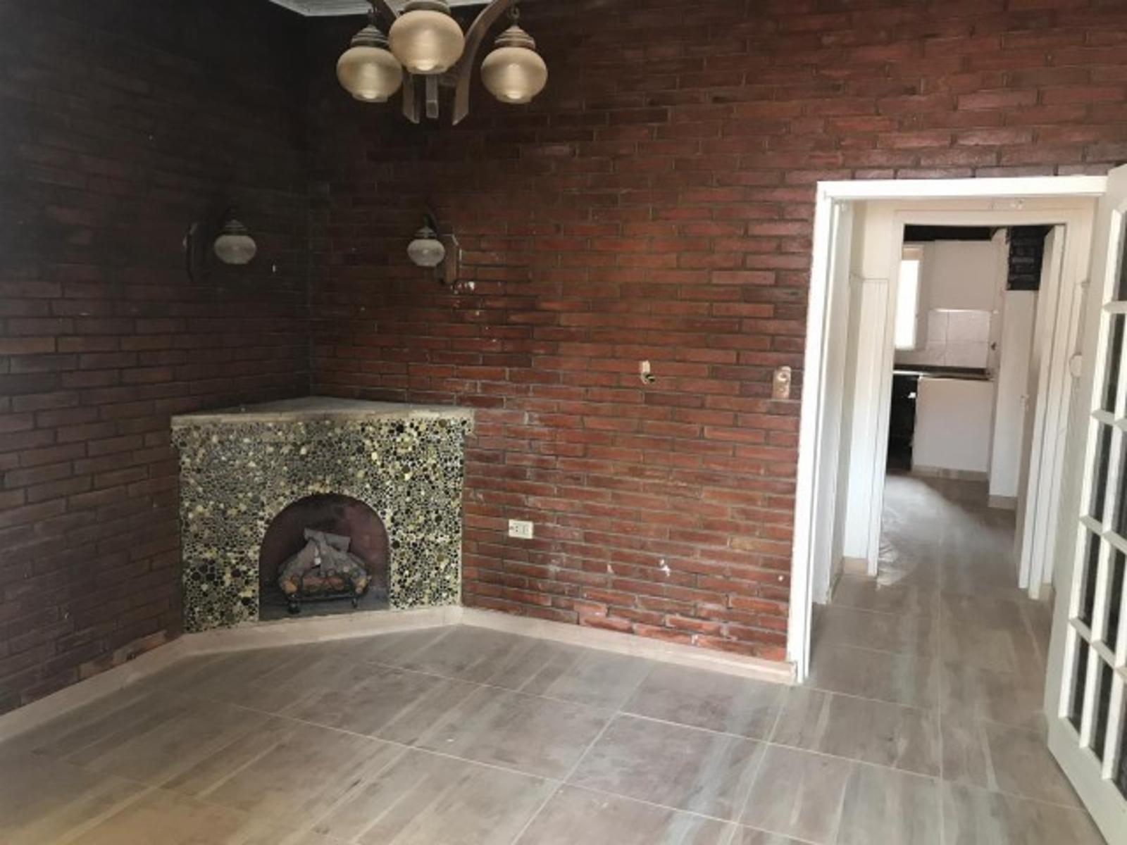 CASA DE 4 AMBIENTES CON MONOMABIENTE AL FONDO. — foto 5