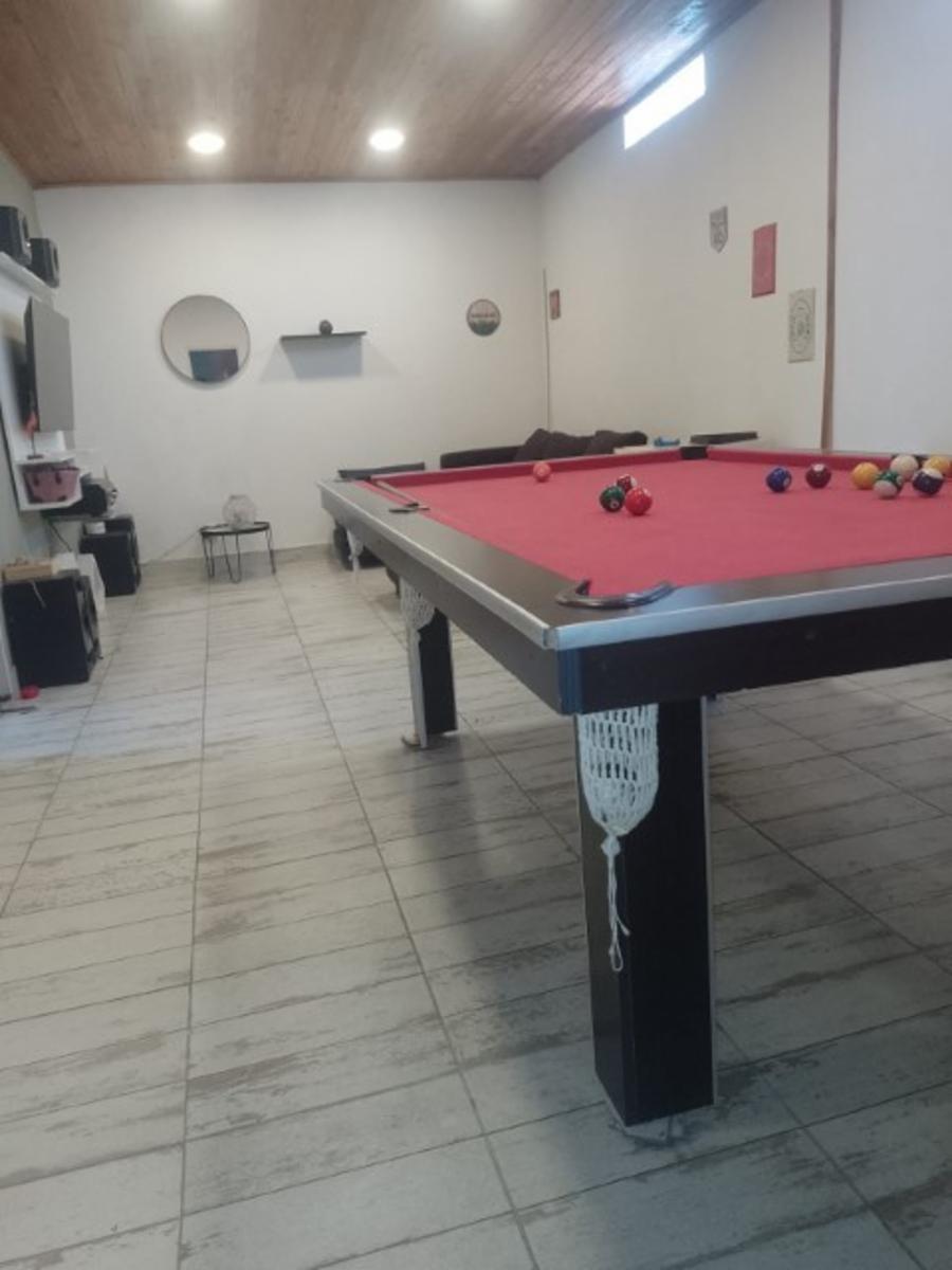 PH AL FONDO CON 5 AMBIENTES - PATIO Y PISCINA
