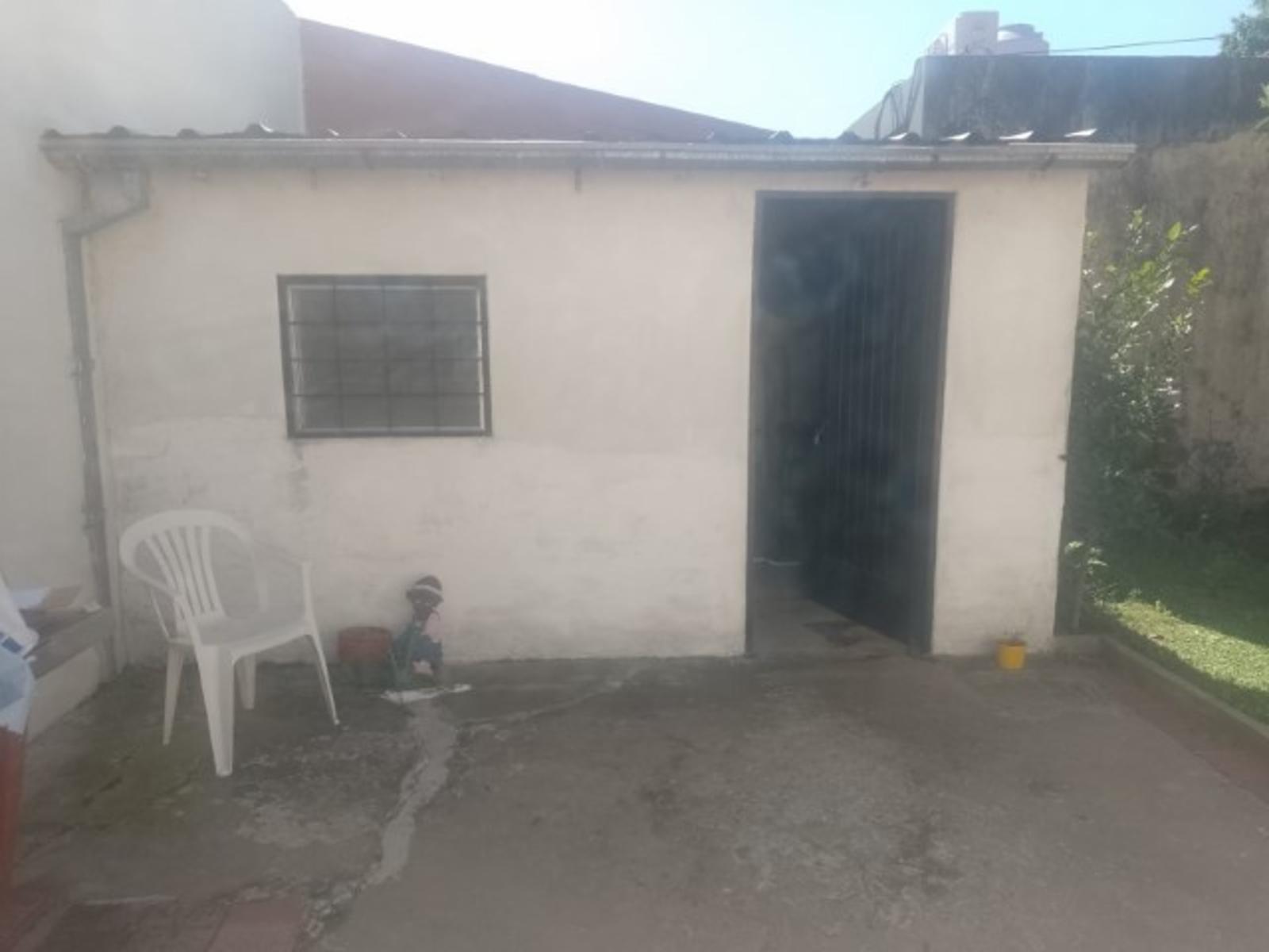 CASA DE TRES AMBIENTES — foto 14