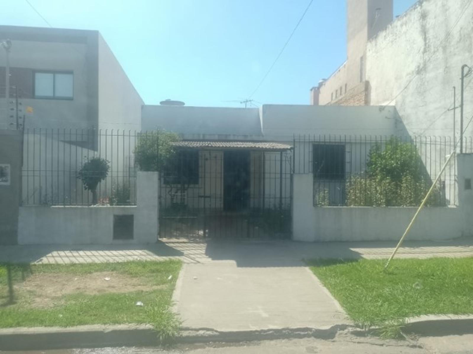 CASA DE TRES AMBIENTES — foto 15