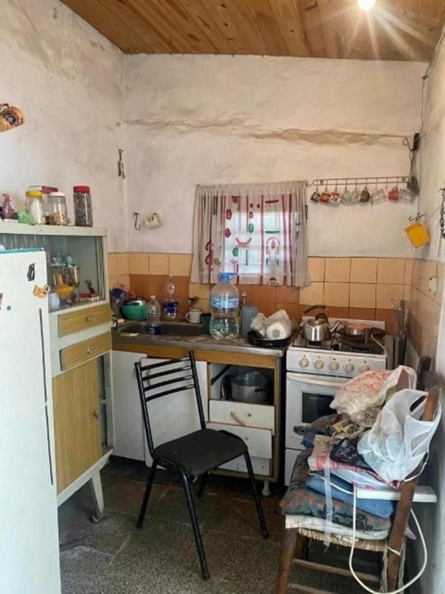 UN LOTE CON UNA PREMOLDEADA Y UN DTO DE MATERIALES LOTE 10 X 43 ESCUCHA OFERTA — foto 8