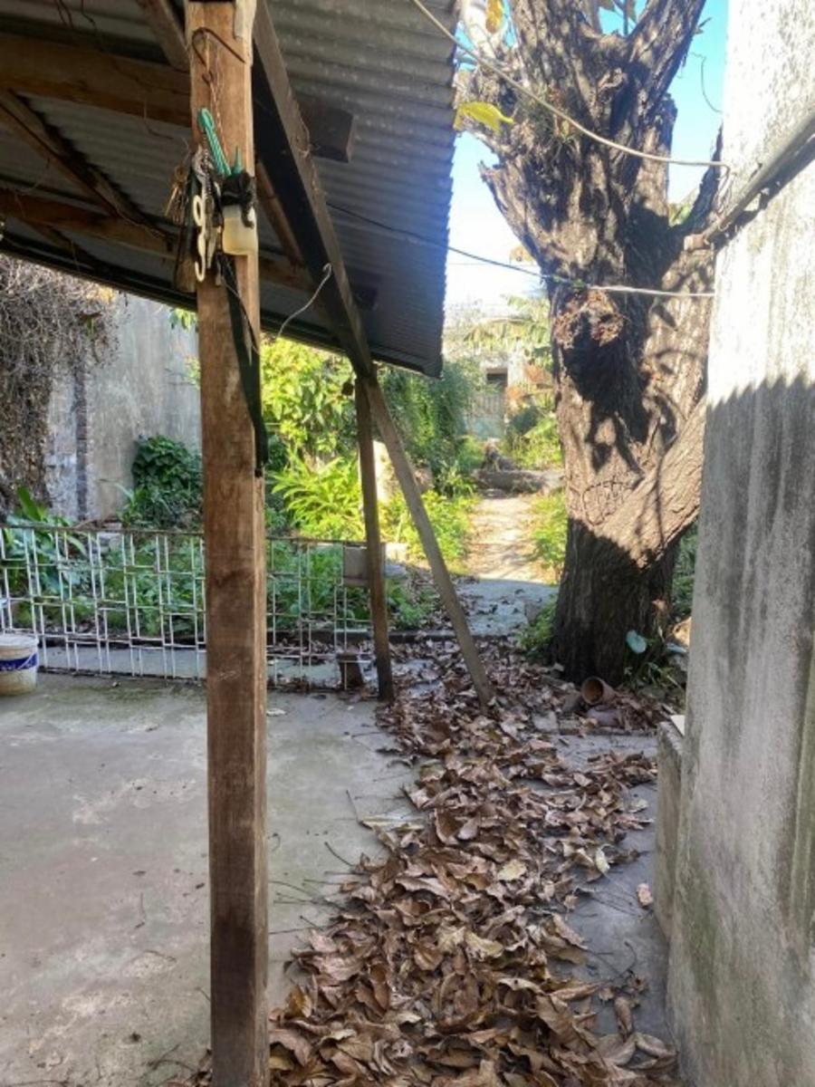 UN LOTE CON UNA PREMOLDEADA Y UN DTO DE MATERIALES LOTE 10 X 43 ESCUCHA OFERTA — foto 9