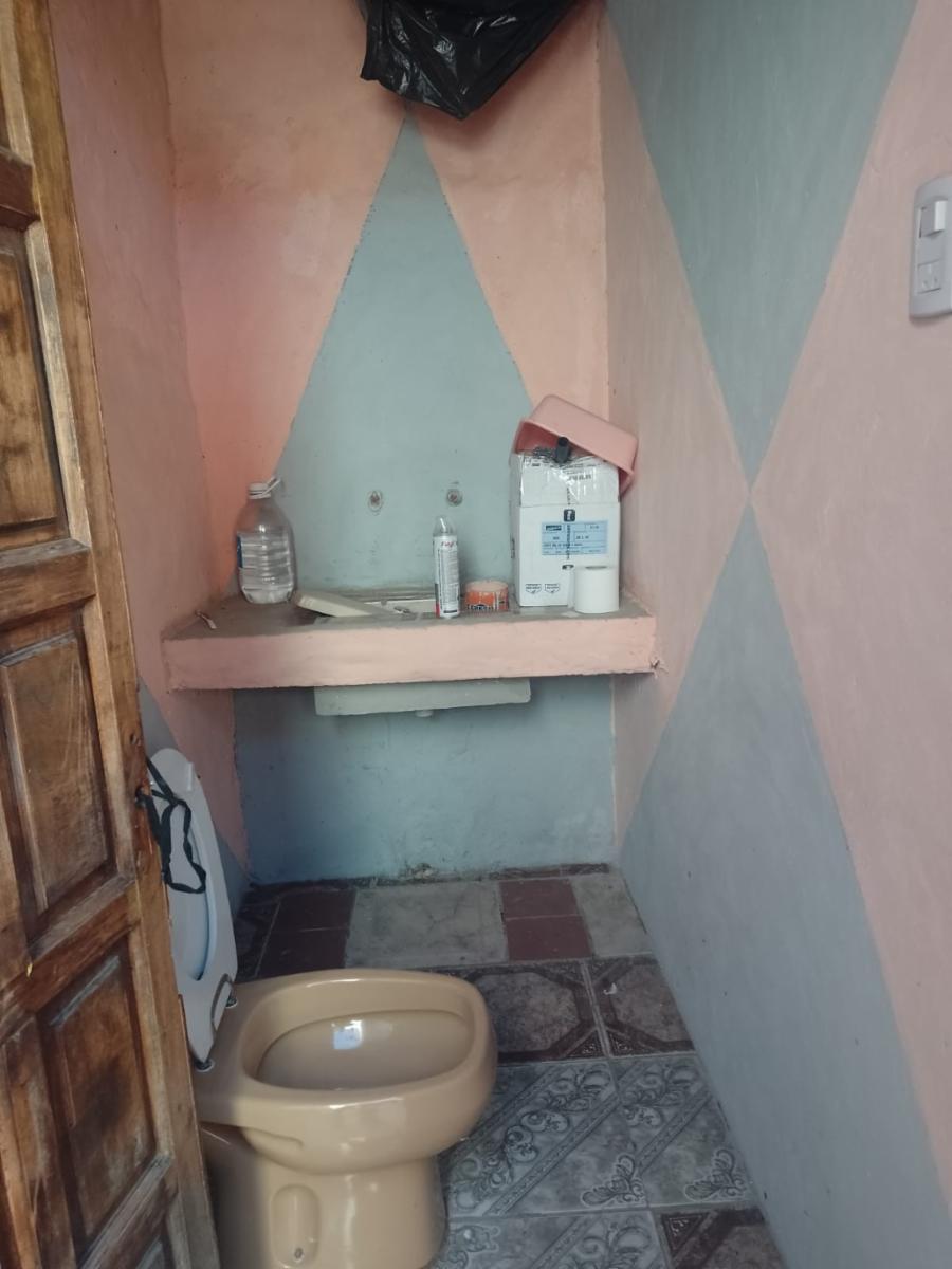 CASA DE 3 AMBIENTES CON PATIO. — foto 4