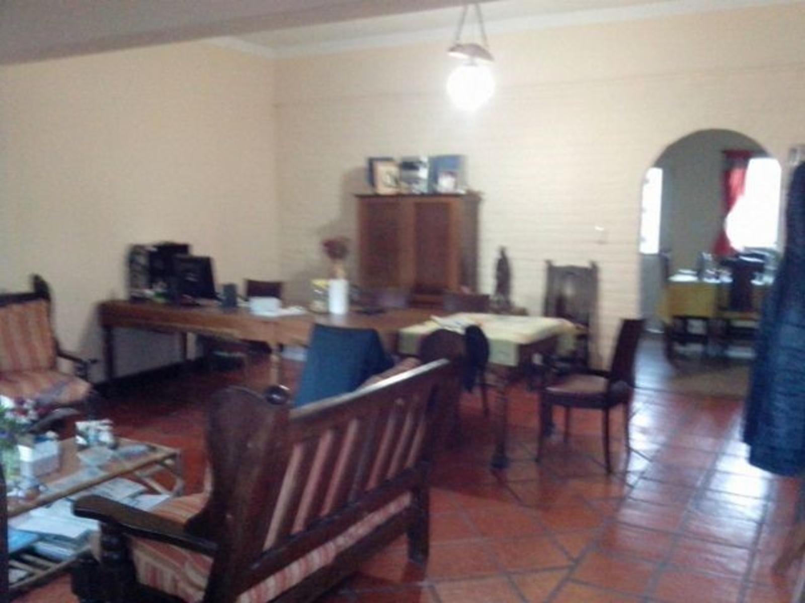 CASA DE 3 AMBIENTES CON PATIO. — foto 12