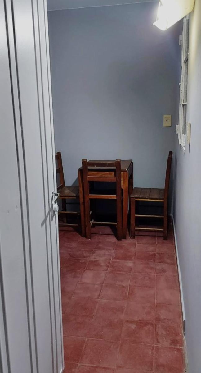 Venta de casa de 4 ambientes — foto 2