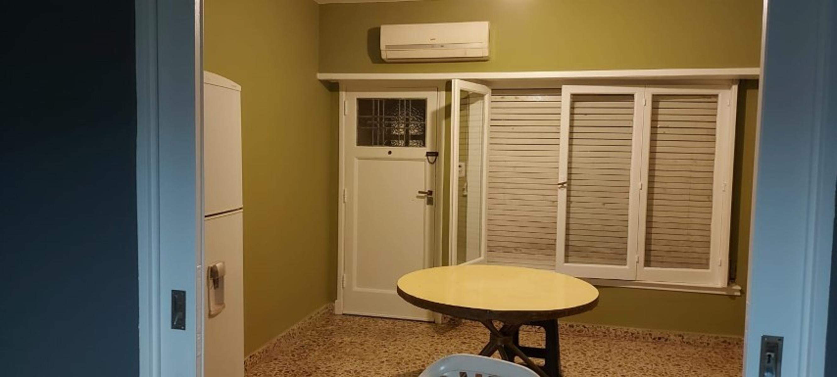 Venta de casa de 4 ambientes — foto 3