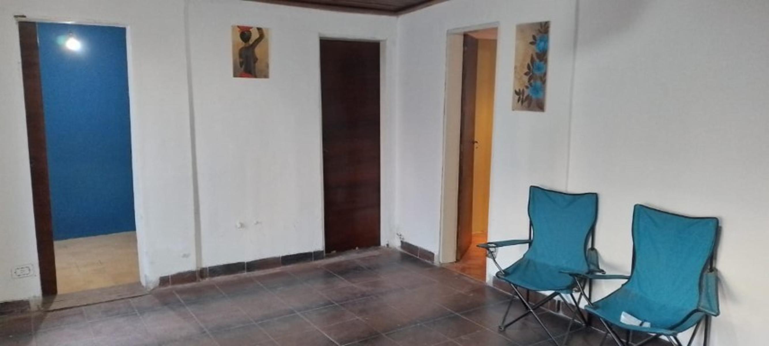 Venta de casa de 4 ambientes