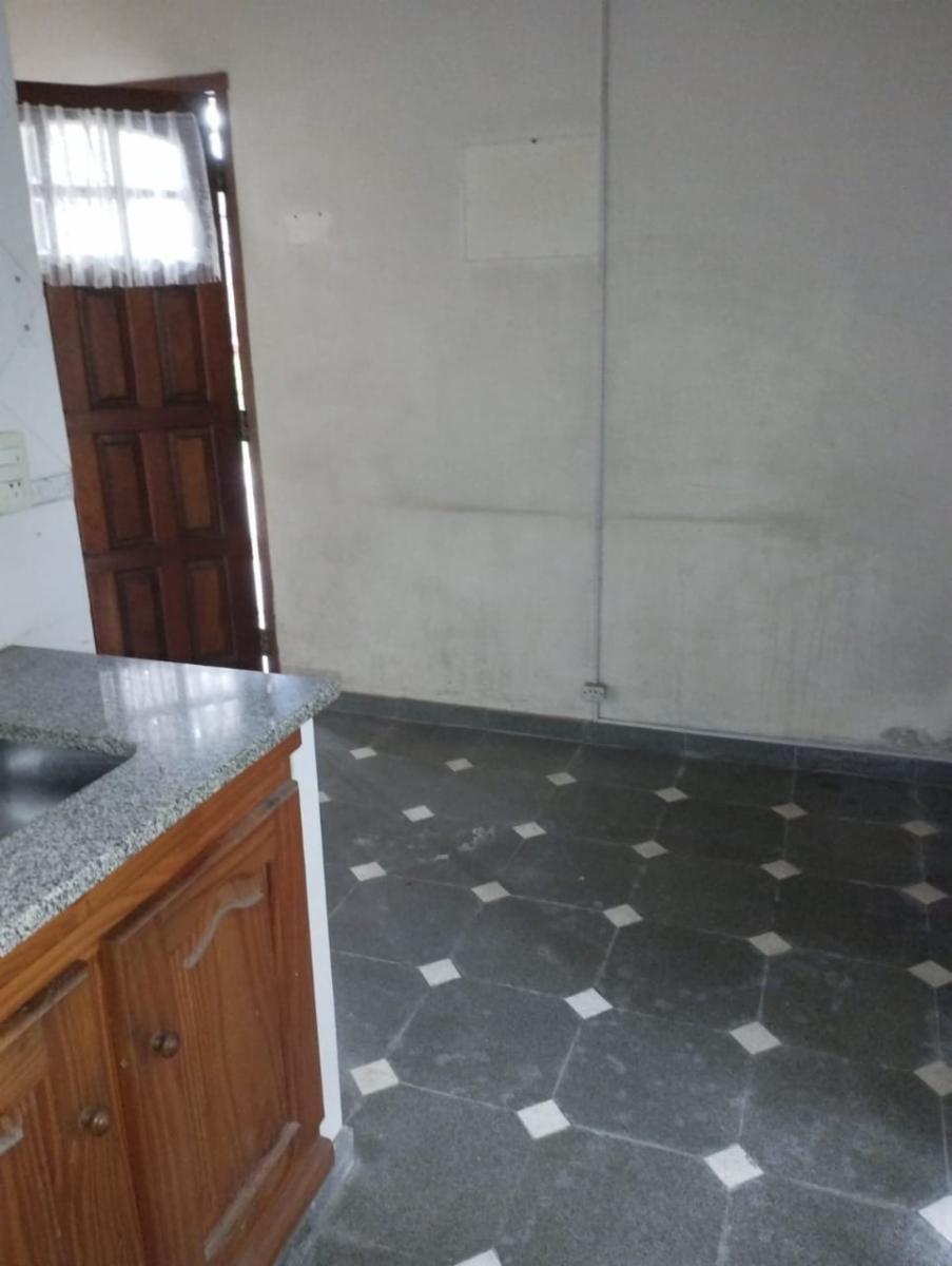 Alquiler disponible de departamento — foto 3