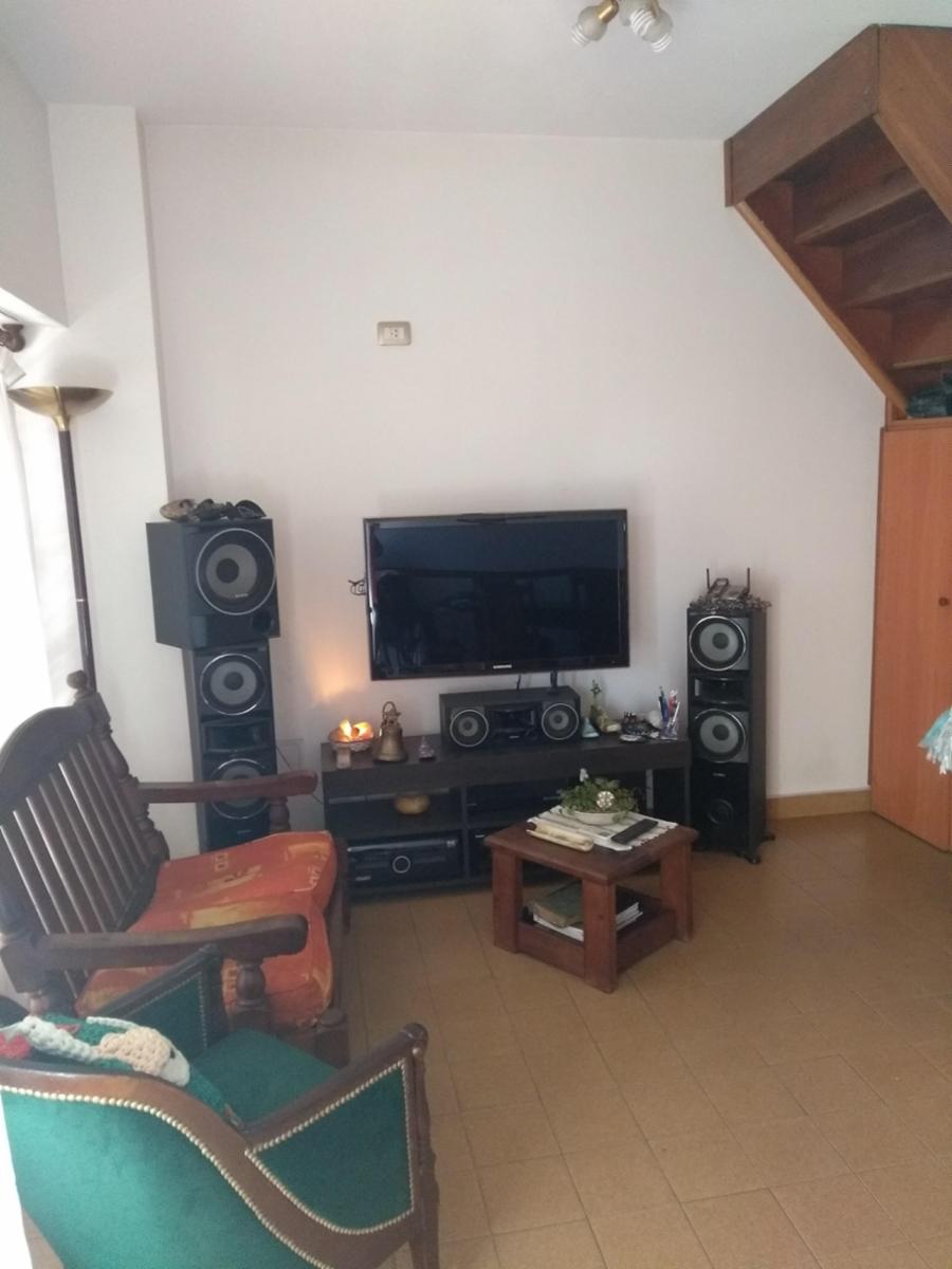 CASA 4 AMBIENTES Y GALPON — foto 4