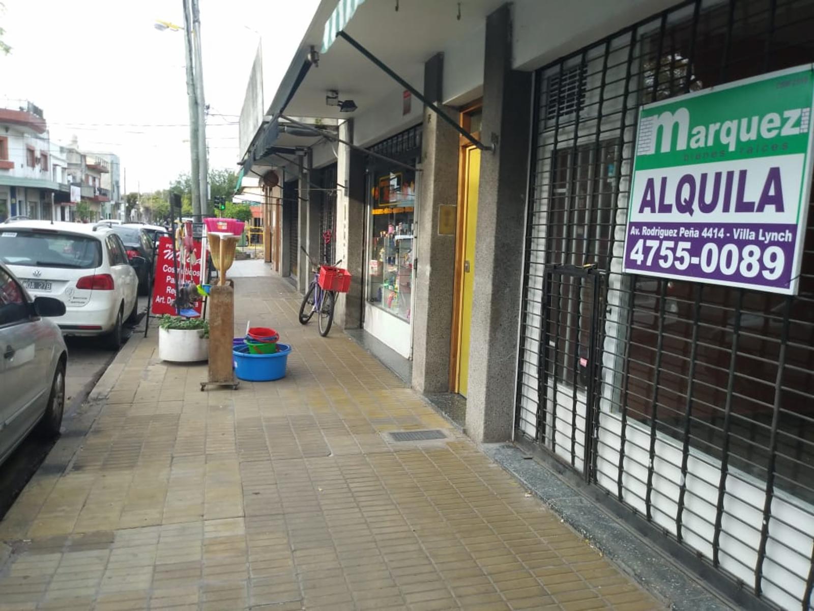 LOCAL 25M2 EN ZONA COMERCIAL. VILLA LYNCH