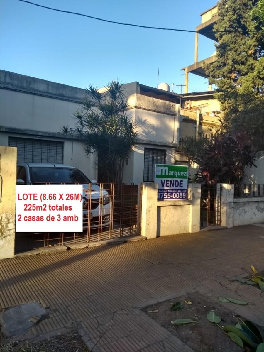 CASA EN LOTE PROPIO SOBRE AVENIDA