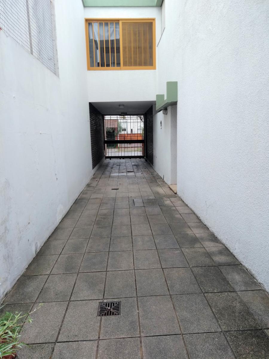 VENTA PH 2 AMBIENTES CON PATIO Y BALCÓN