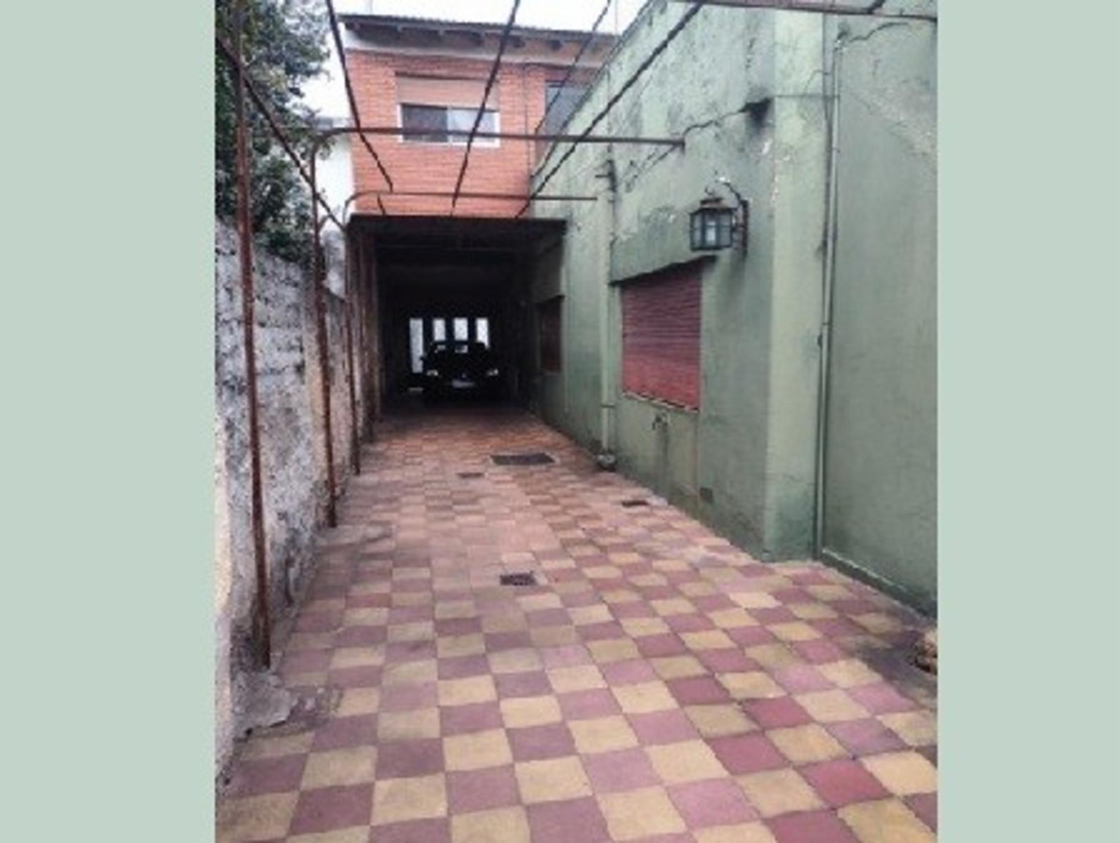 LOTE 8,66X26 CON MEJORAS — foto 8