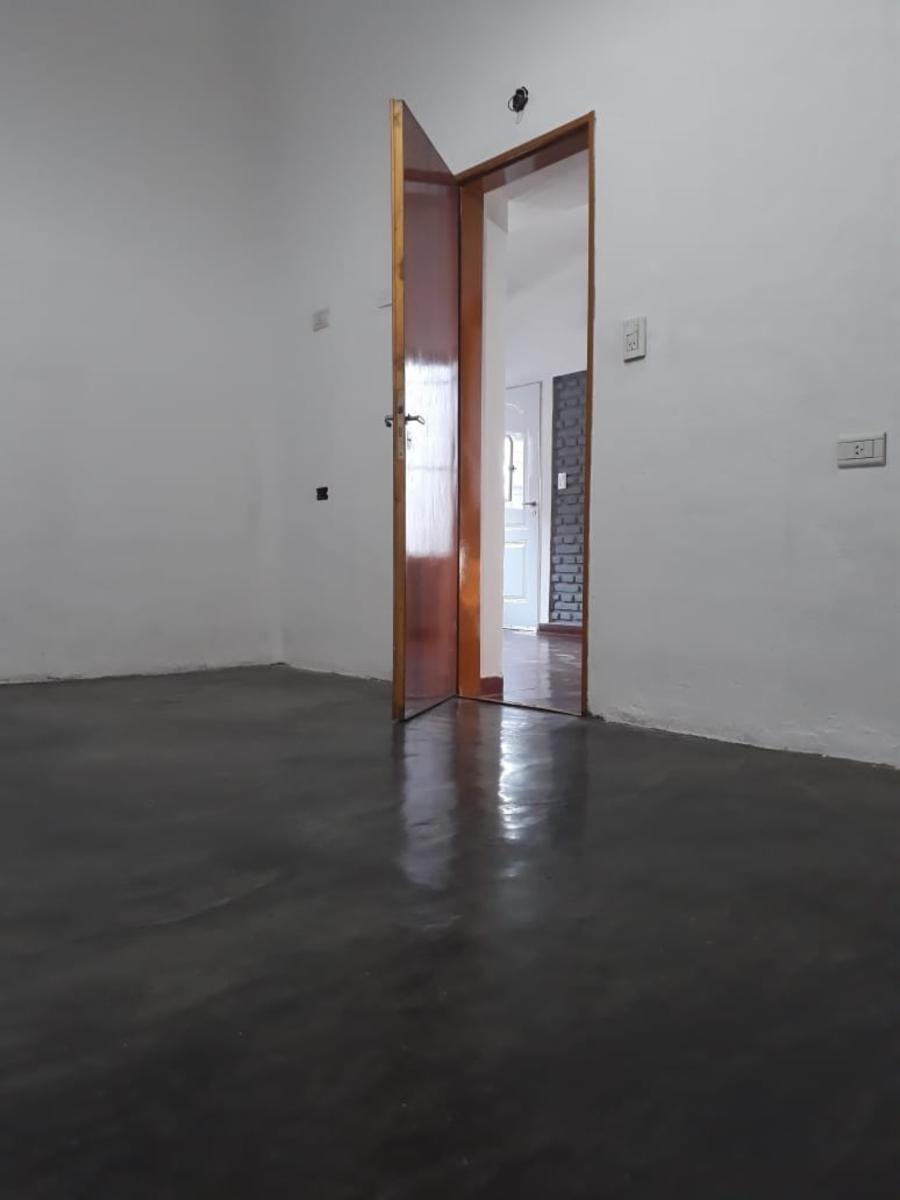 OPORTUNIDA EN VENTA LOCAL COMERCIAL Y VIVIENDA SOBRE AVENIDA — foto 8
