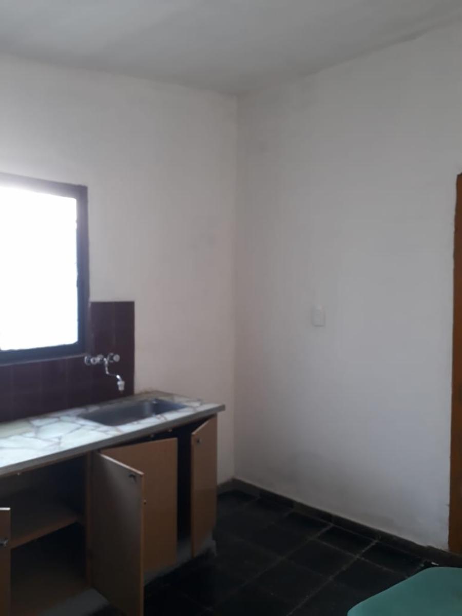 OPORTUNIDA EN VENTA LOCAL COMERCIAL Y VIVIENDA SOBRE AVENIDA — foto 13