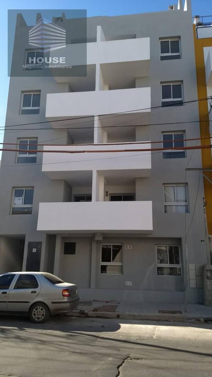 Bº ALTO ALBERDI - FRENTE CON GRAN BALCÓN TERRAZA - GAS NATURAL — foto 3