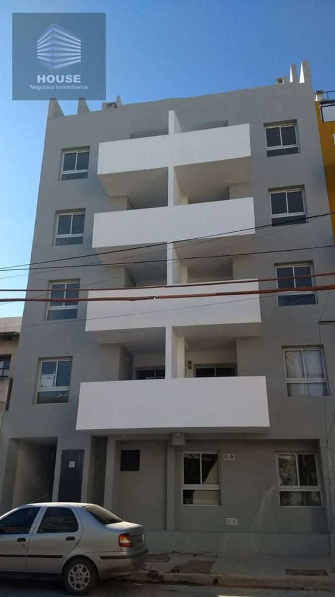 Bº ALTO ALBERDI - FRENTE CON GRAN BALCÓN TERRAZA - GAS NATURAL — foto 6