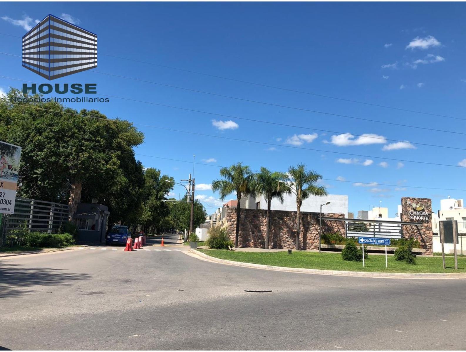 Bº CHACRAS DEL NORTE - DUPLEX - EXCELENTE CALIDAD Y TERMINACIONES — foto 3