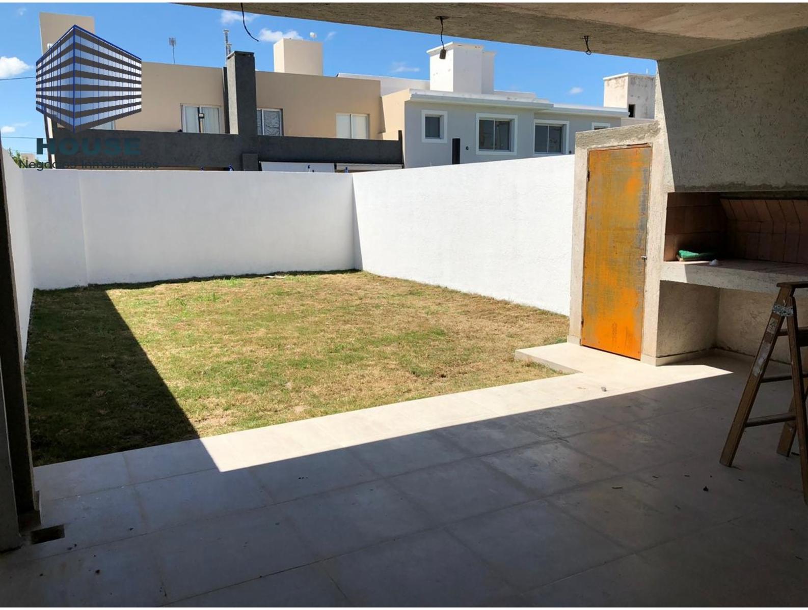 Bº CHACRAS DEL NORTE - DUPLEX - EXCELENTE CALIDAD Y TERMINACIONES — foto 11