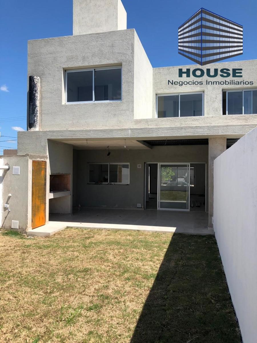 Bº CHACRAS DEL NORTE - DUPLEX - EXCELENTE CALIDAD Y TERMINACIONES — foto 12